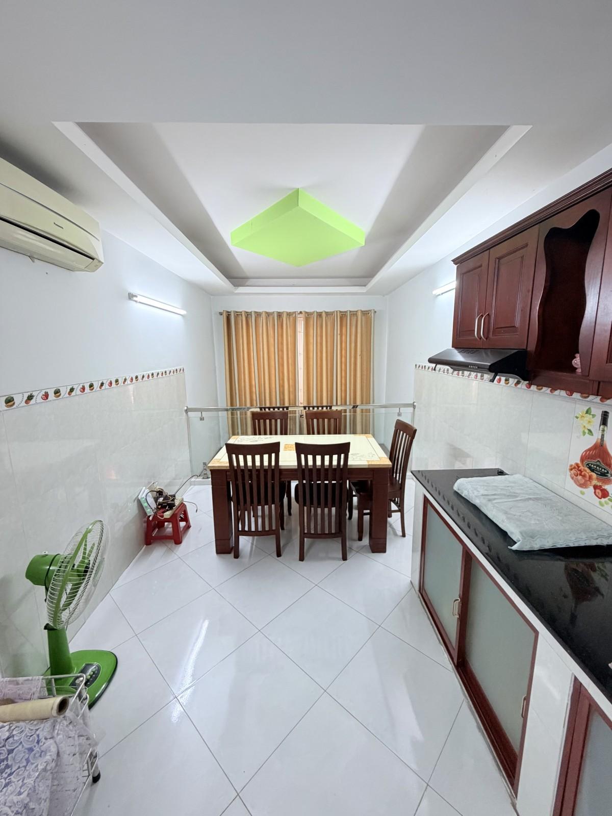 9.22, Đường số 7 Cư Xá Đô Thành, Phường 4, Quận 3
