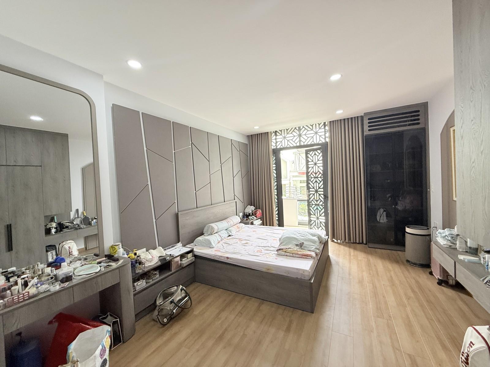 95.111, Lê Văn Lương, Tân Kiểng, Quận 7