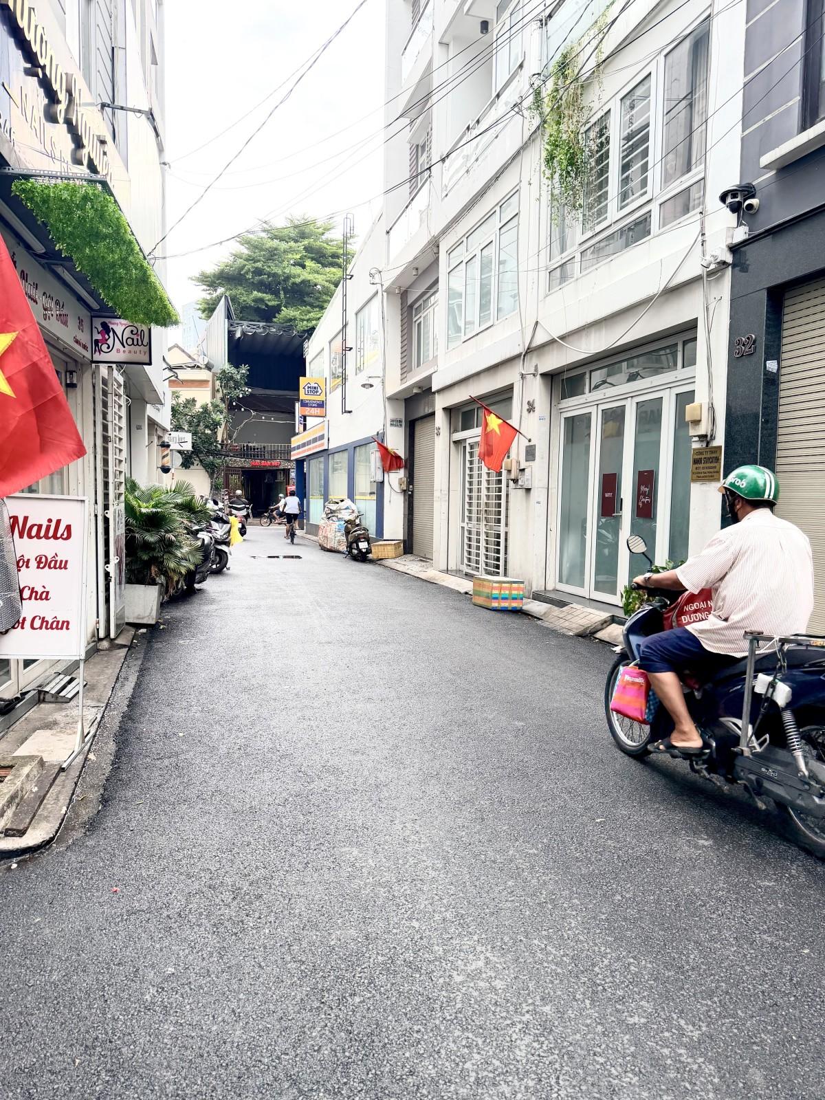 33.4, (Phần 2) Cẩm Bá Thước