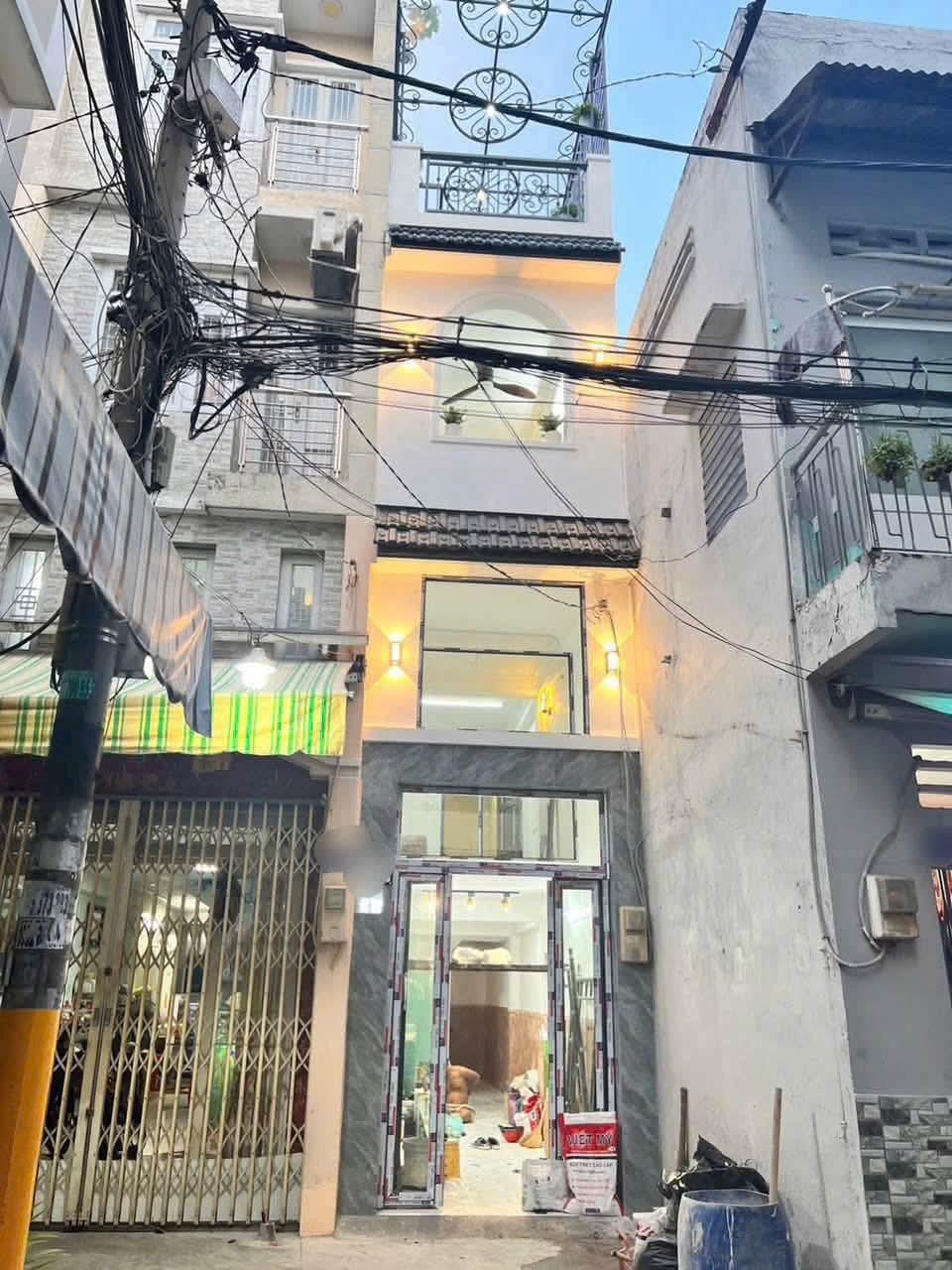 124.44.16, Lê Thị Bạch Cát, Phường 13, Quận 11