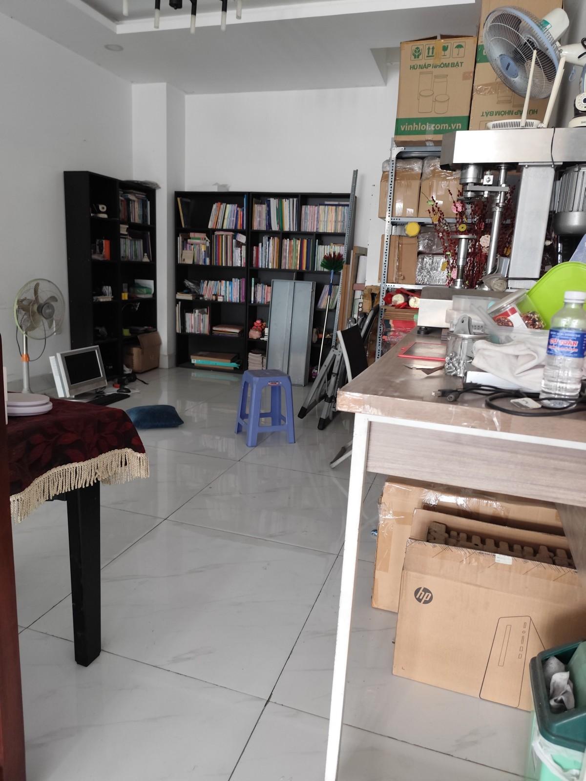 XXX, Thới An 22, Quận 12