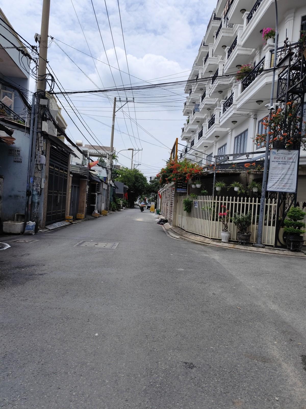 XXX, Thới An 22, Quận 12