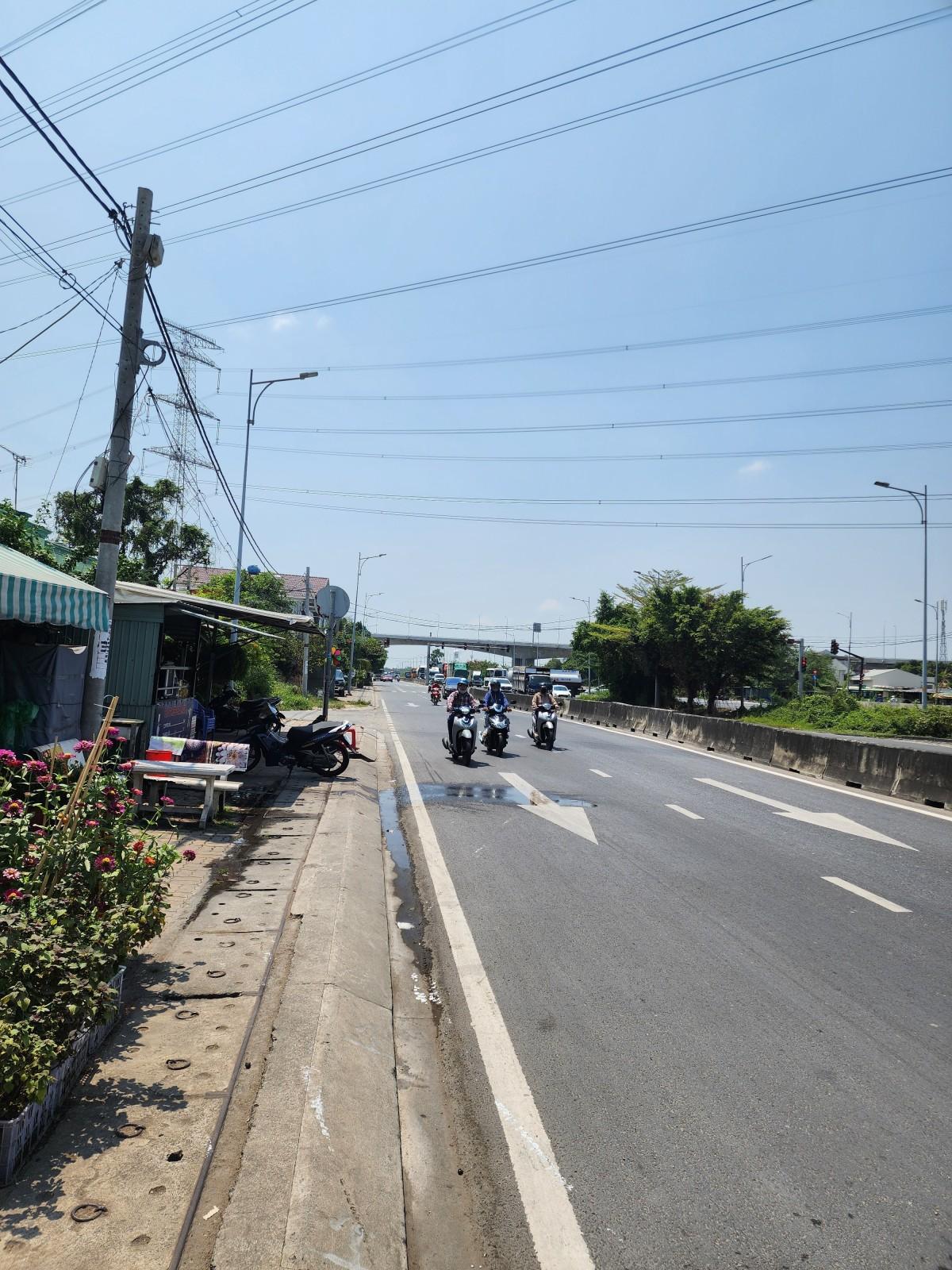Thửa 20 Tờ 4 Thửa 509, 510 Tờ 5 Nguyễn Hữu Thọ, Long Thới, Nhà Bè