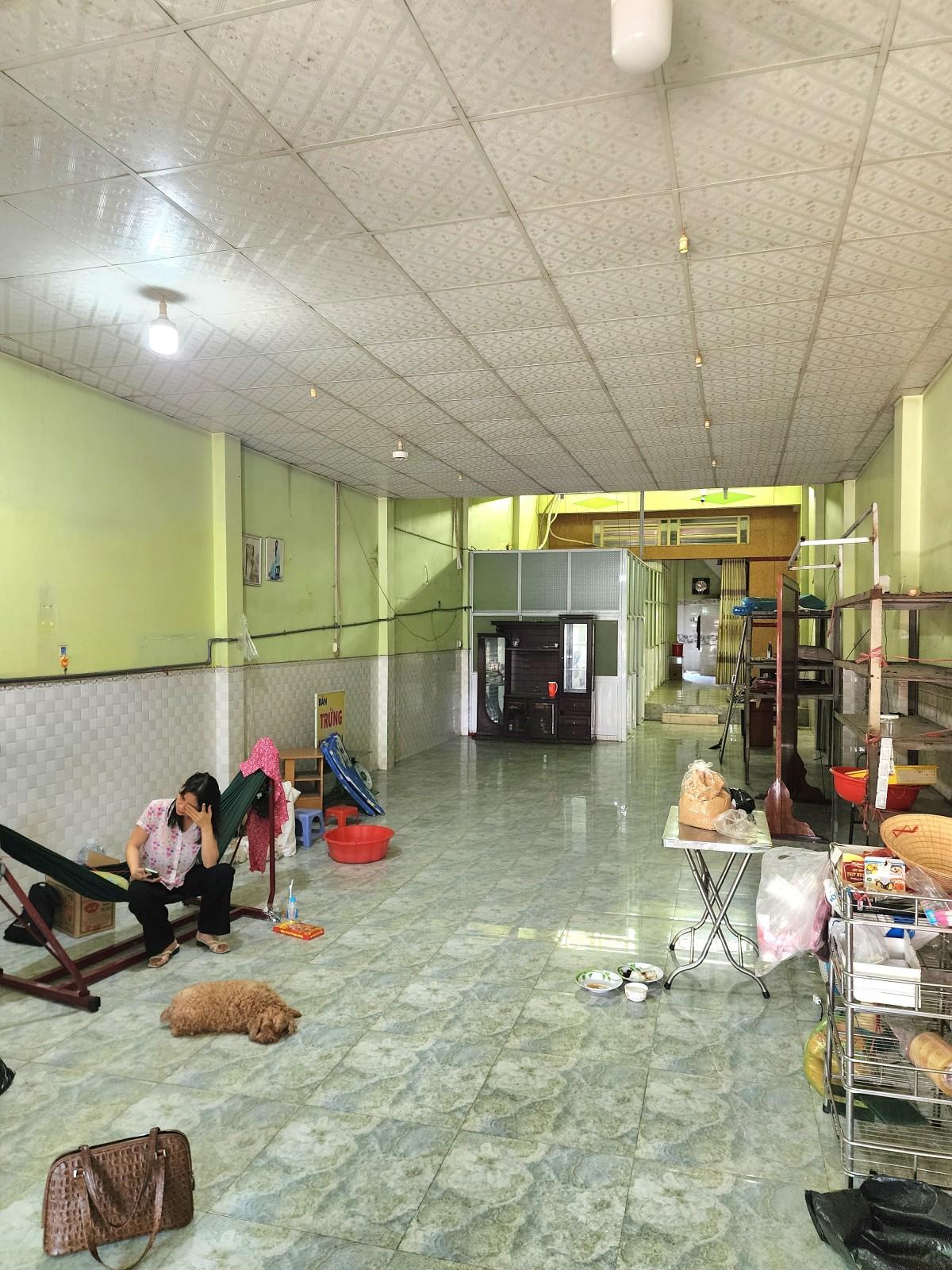 868, ( Thửa 949 Tờ 11 ) Mặt tiền Nguyễn Văn Tạo, Nhà Bè