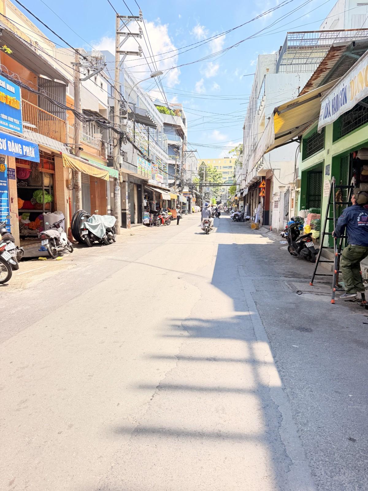 2B, Ba Gia, Phường 7, Tân Bình