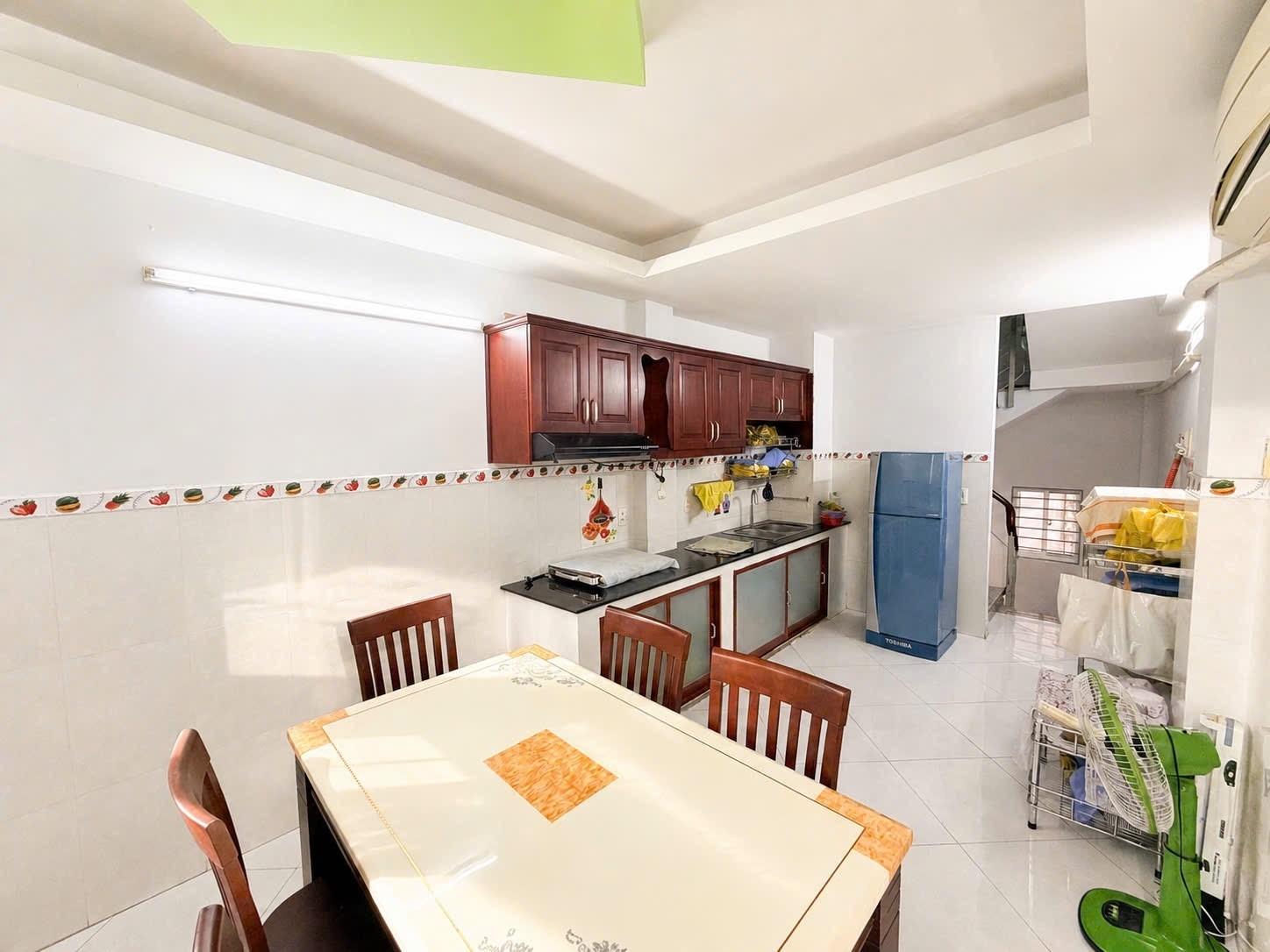 9.22, Đường số 7 Cư Xá Đô Thành, Phường 4, Quận 3
