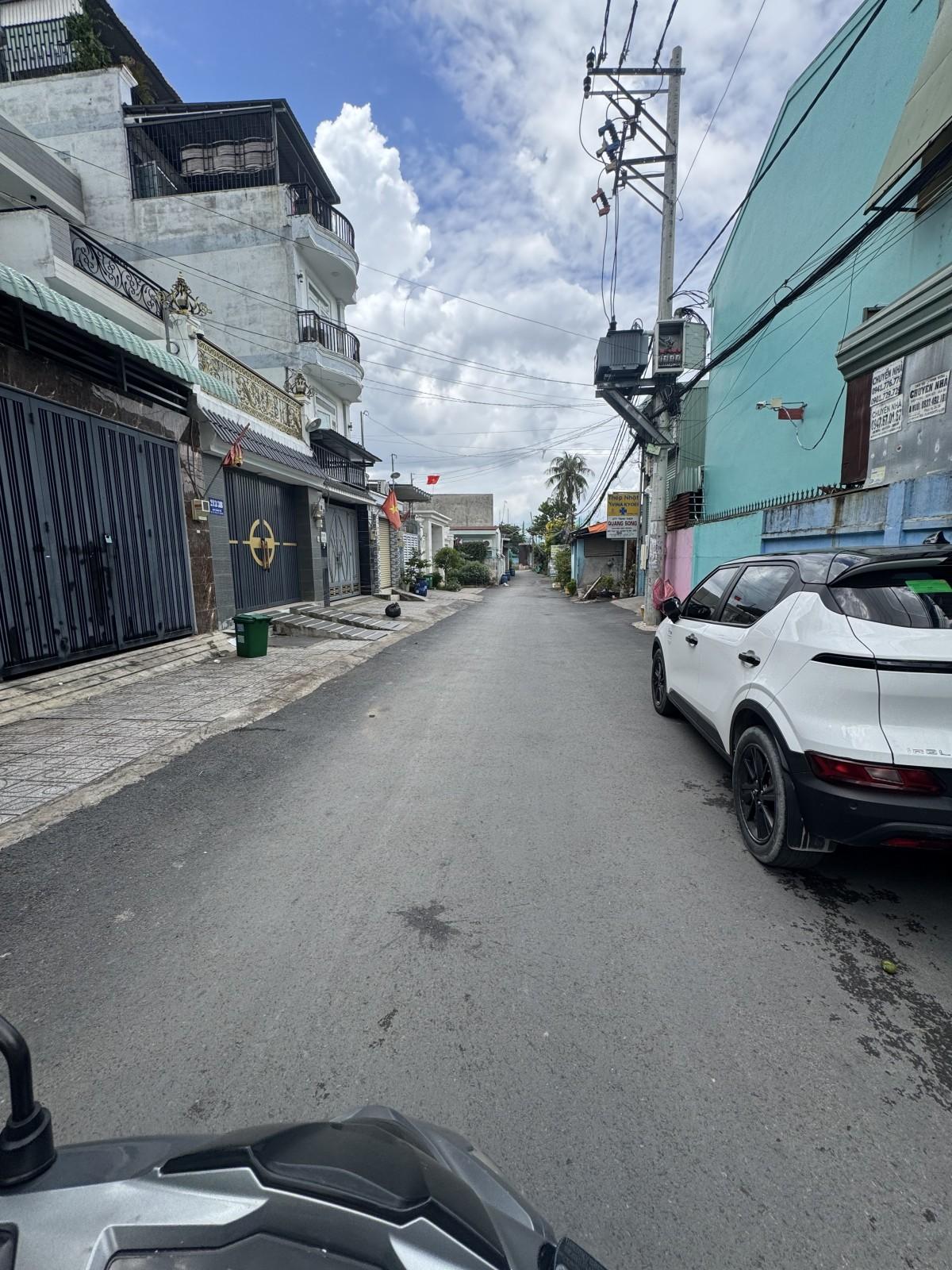 Hẻm 189 Đình Phong Phú (Thửa 749 Tờ 112)